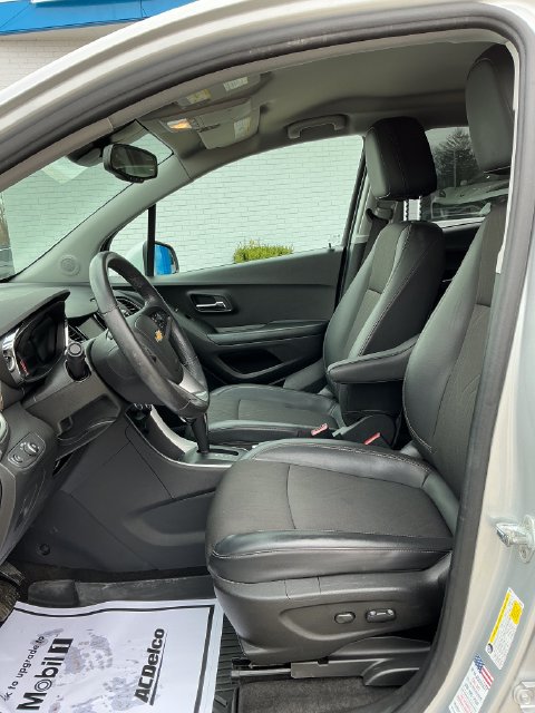 2022 Chevrolet Trax LT - Photo 10
