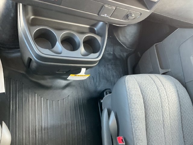 2026 Chevrolet Express Cargo Work Van - Photo 10