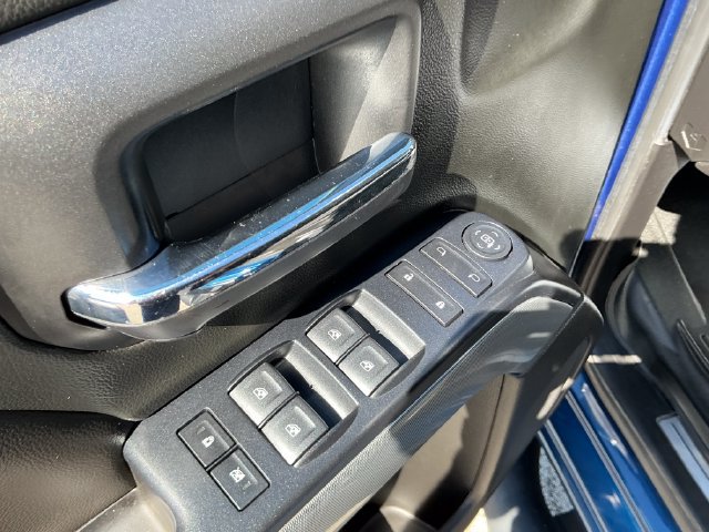 2018 Chevrolet Silverado 1500 LT Z71 - Photo 11