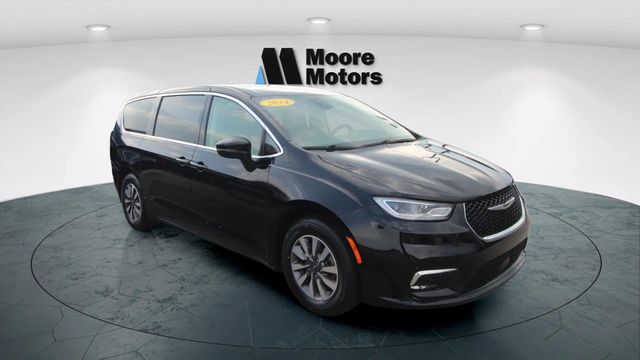 2024 Chrysler Pacifica PHEV