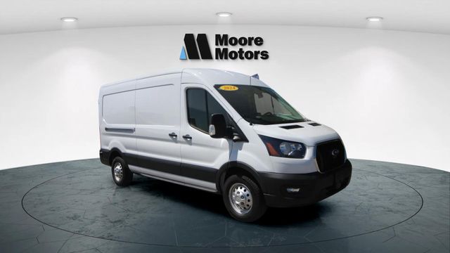  Ford Transit-250