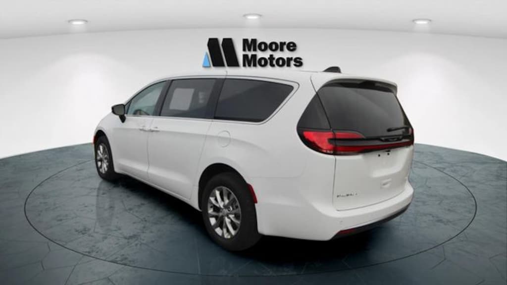 New 2027 Chrysler Pacifica SELECT AWD Passenger Van