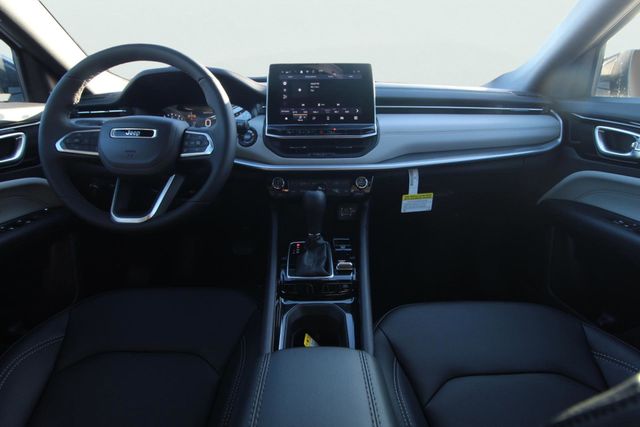 2026 Jeep Compass Limited - Photo 13