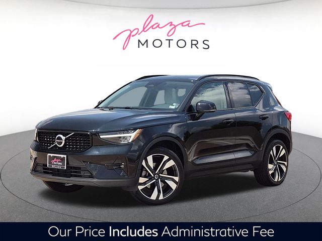 2023 Volvo XC40