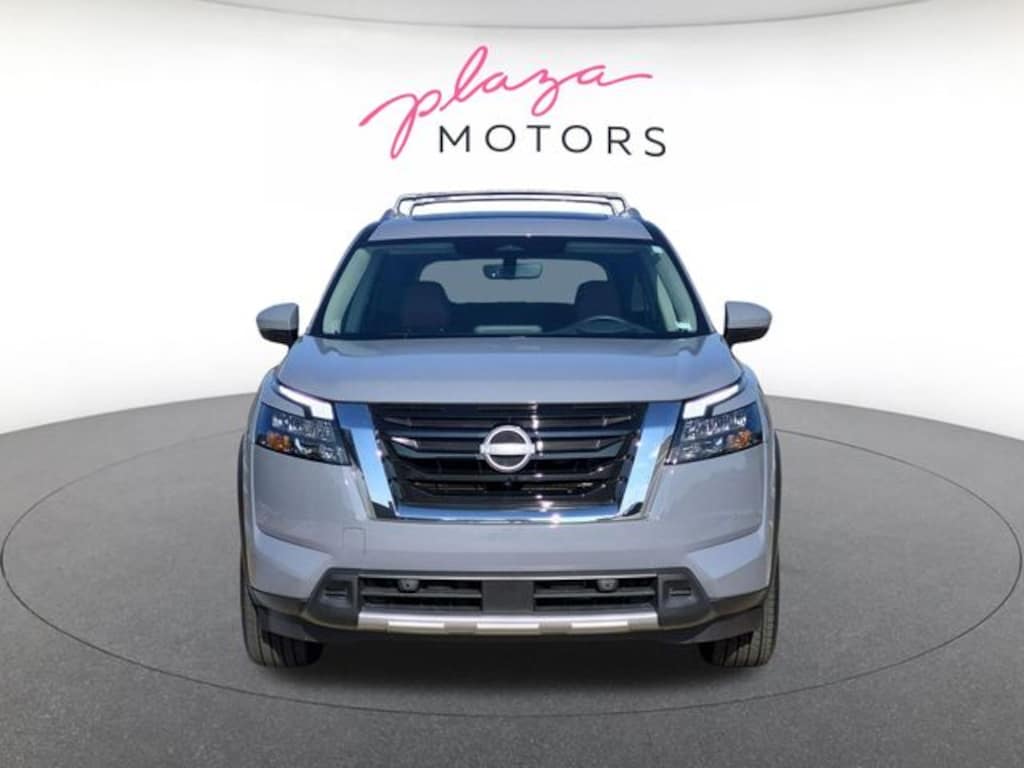 Used 2025 Nissan Pathfinder Platinum SUV
