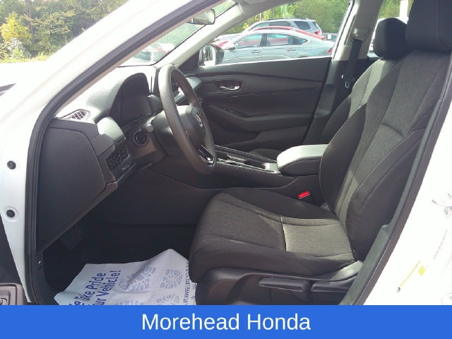 2025 Honda Accord LX - Photo 12