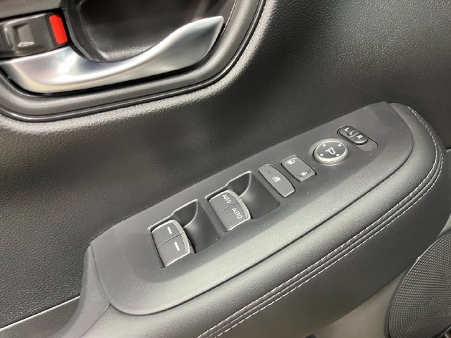 2026 Honda HR-V EX-L - Photo 12