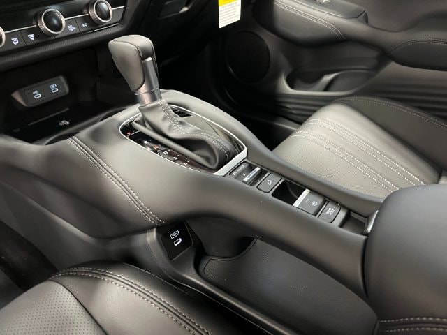 2026 Honda HR-V EX-L - Photo 16