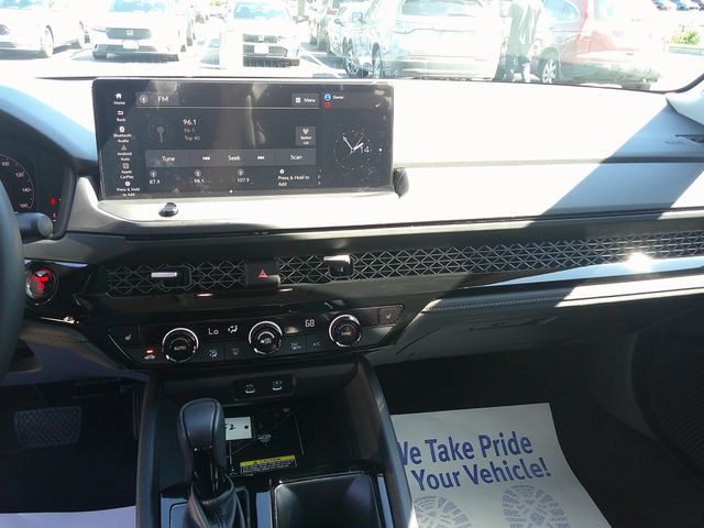 2025 Honda Accord Hybrid EX-L - Photo 13