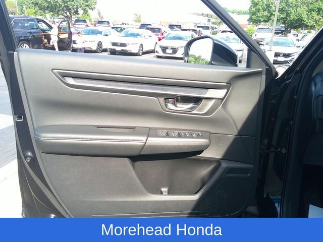 2025 Honda CR-V EX - Photo 17