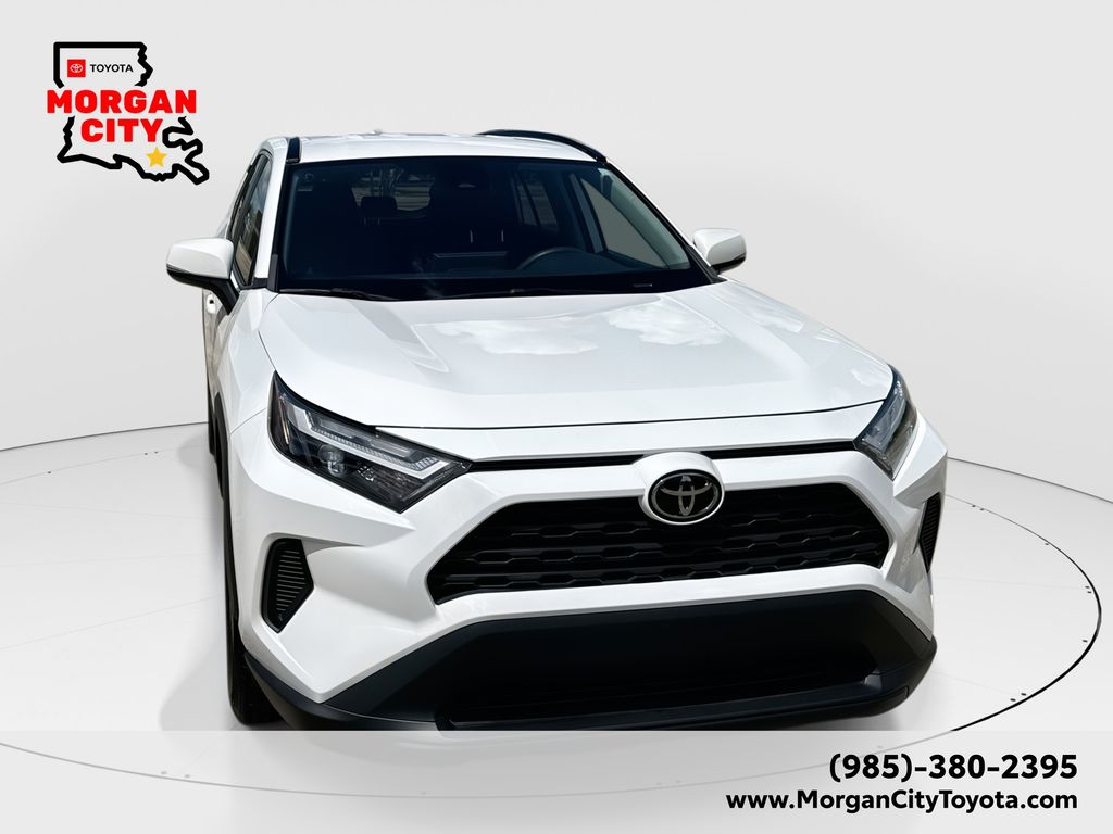 2024 Toyota RAV4 XLE