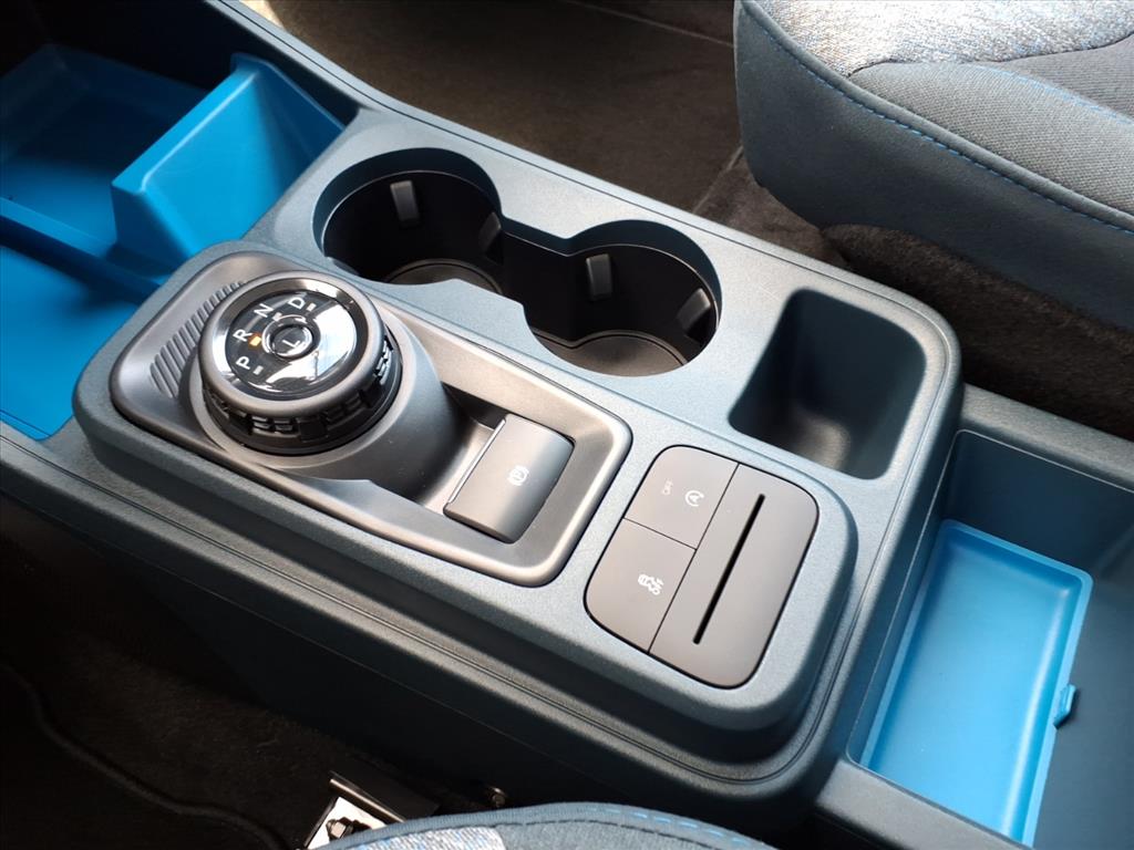 2025 Ford Maverick XLT - Photo 10