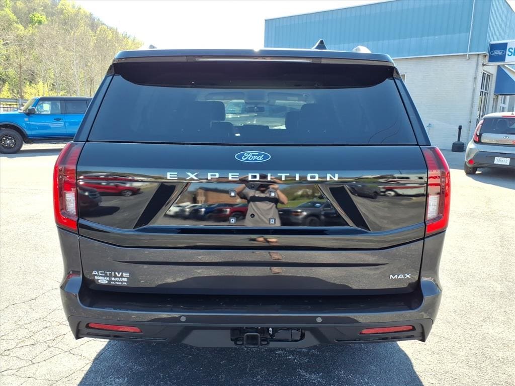New 2026 Ford Expedition MAX Active 4x4 Active SUV