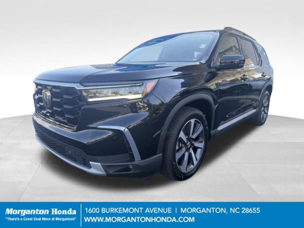 Used 2025 Honda Pilot Touring SUV