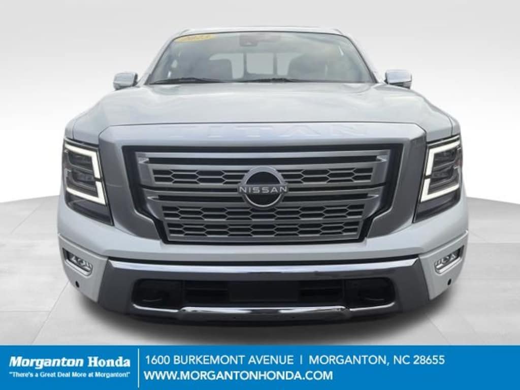 Used 2023 Nissan Titan Truck Crew Cab