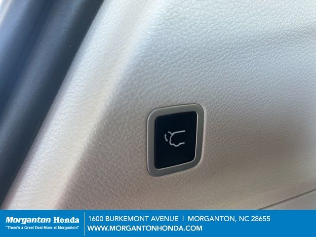 2023 Chrysler Voyager LX - Photo 32