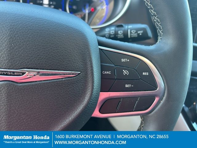 2023 Chrysler Voyager LX - Photo 18