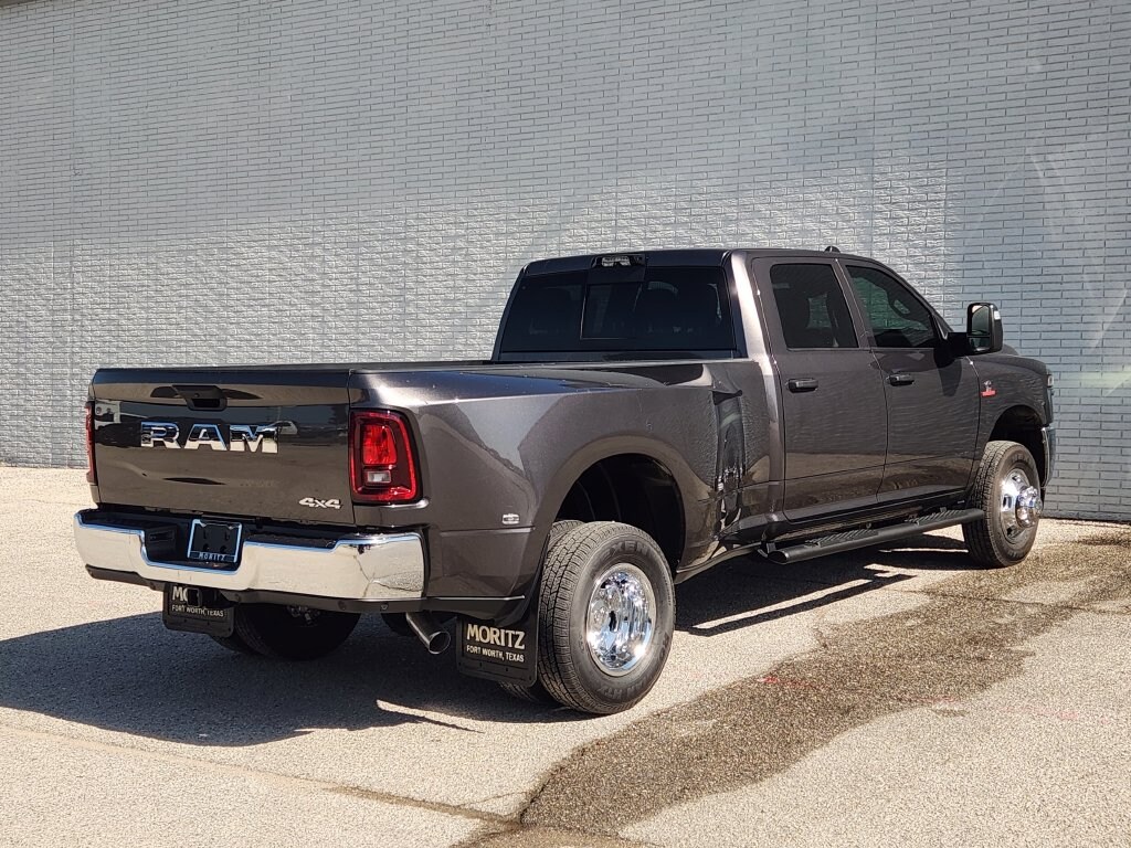 New 2026 Ram 3500 TRADESMAN CREW CAB 4X4 8' BOX Pickup