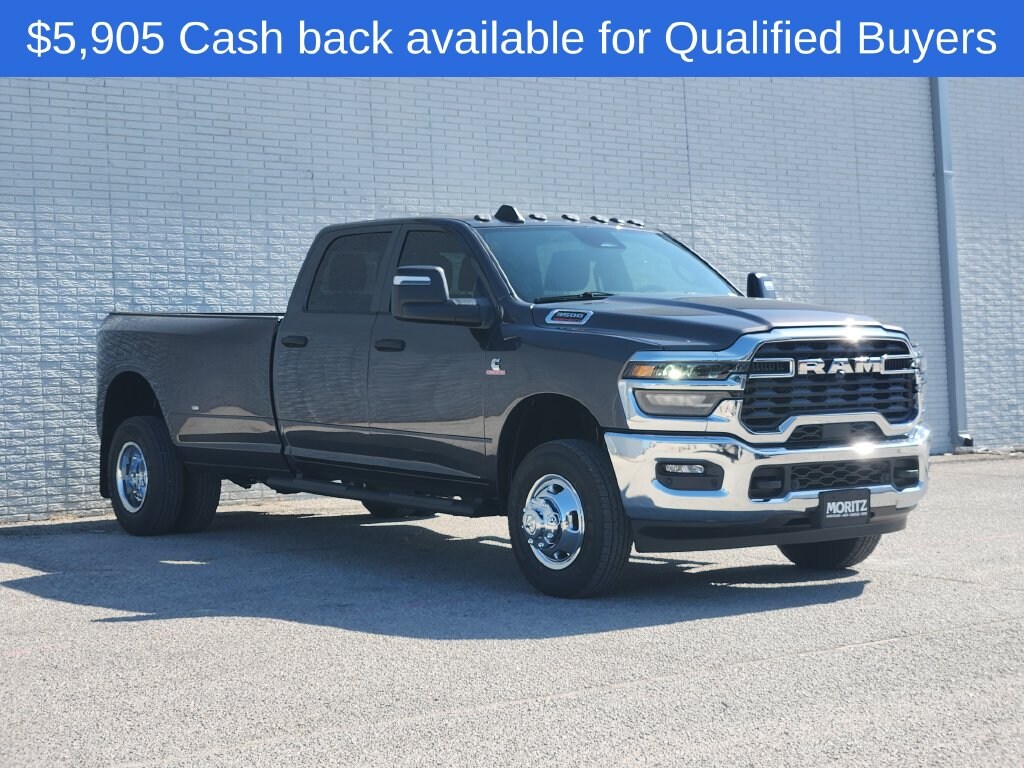 New 2026 Ram 3500 TRADESMAN CREW CAB 4X4 8' BOX Pickup