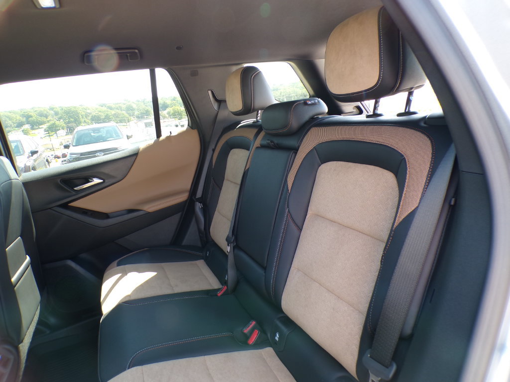 2027 Chevrolet Equinox ACTIV - Photo 16