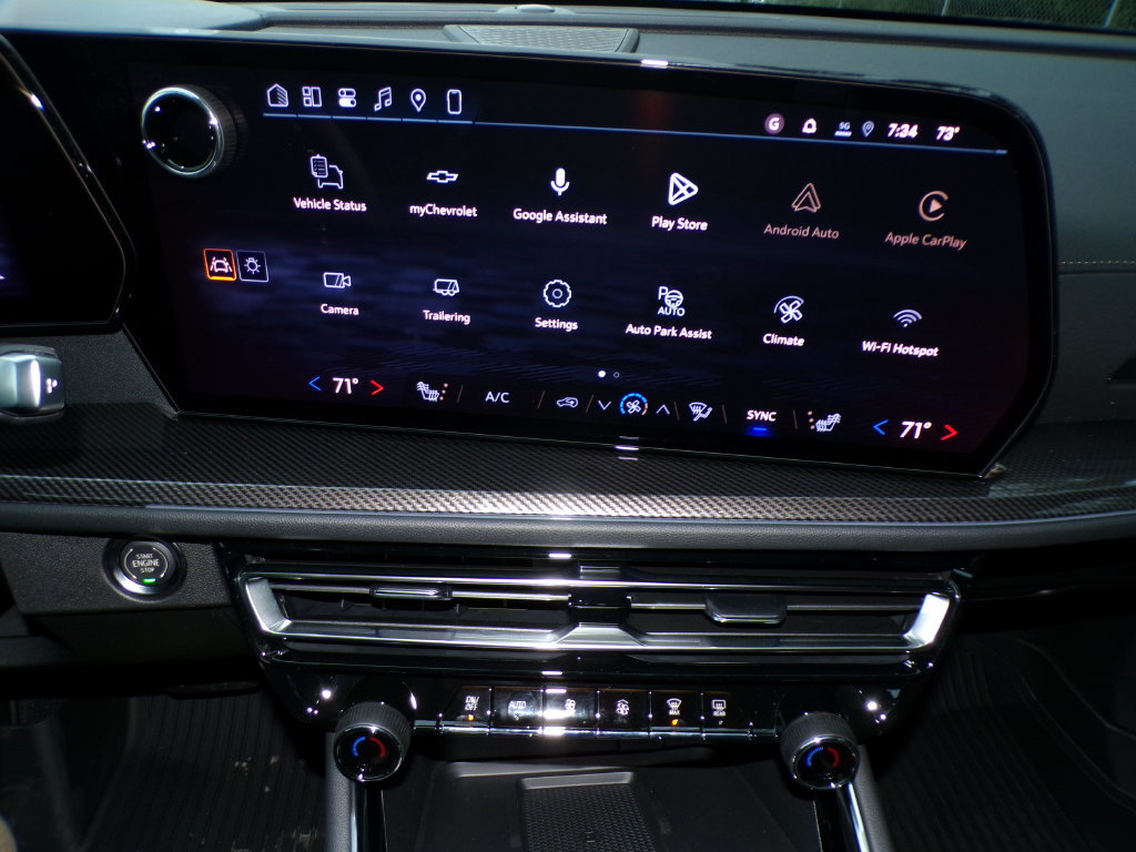 2027 Chevrolet Traverse Z71 - Photo 25