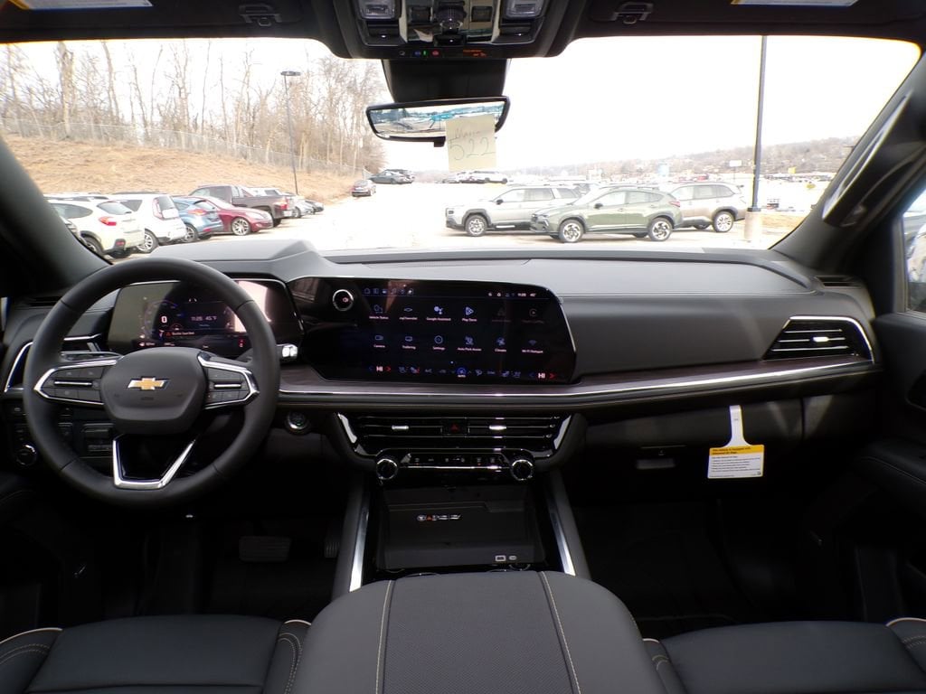 2026 Chevrolet Suburban Premier - Photo 10