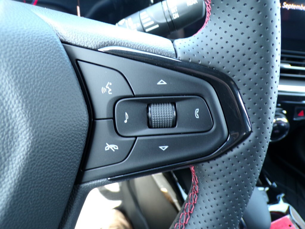 2026 Chevrolet Trax RS - Photo 29