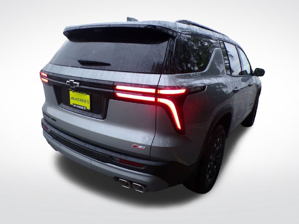 2027 Chevrolet Traverse Z71 - Photo 6