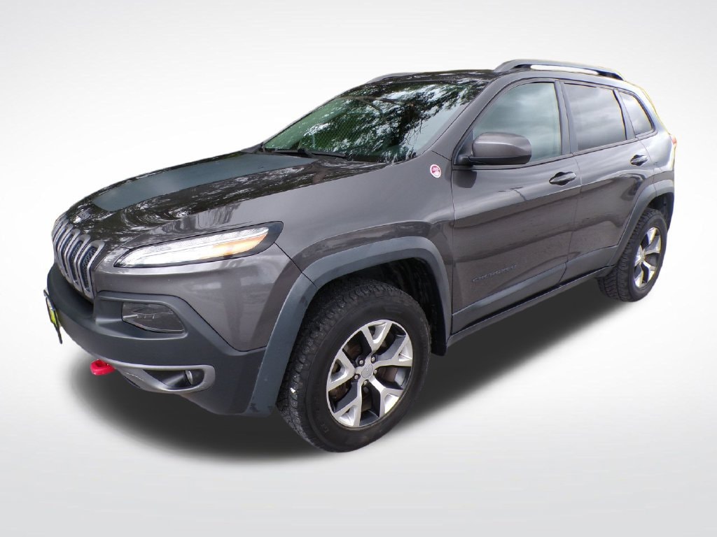 Used 2016 Jeep Cherokee Trailhawk with VIN 1C4PJMBB7GW364490 for sale in Bellevue, NE