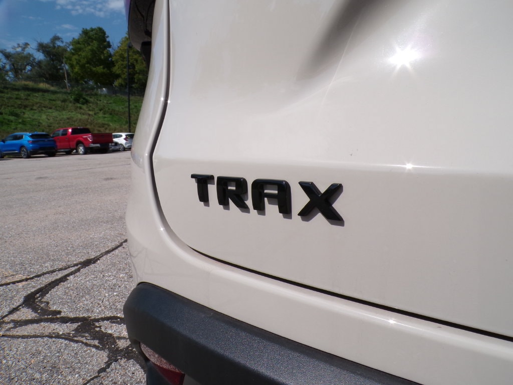 2026 Chevrolet Trax RS - Photo 14