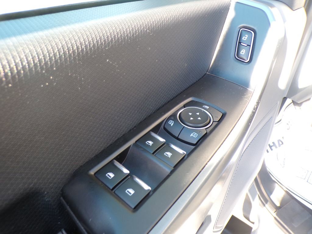 2023 Ford F-150 XLT - Photo 22