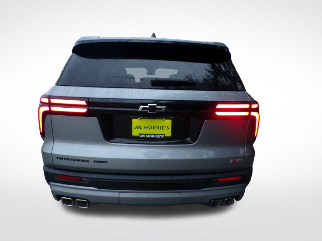 2027 Chevrolet Traverse Z71 - Photo 5