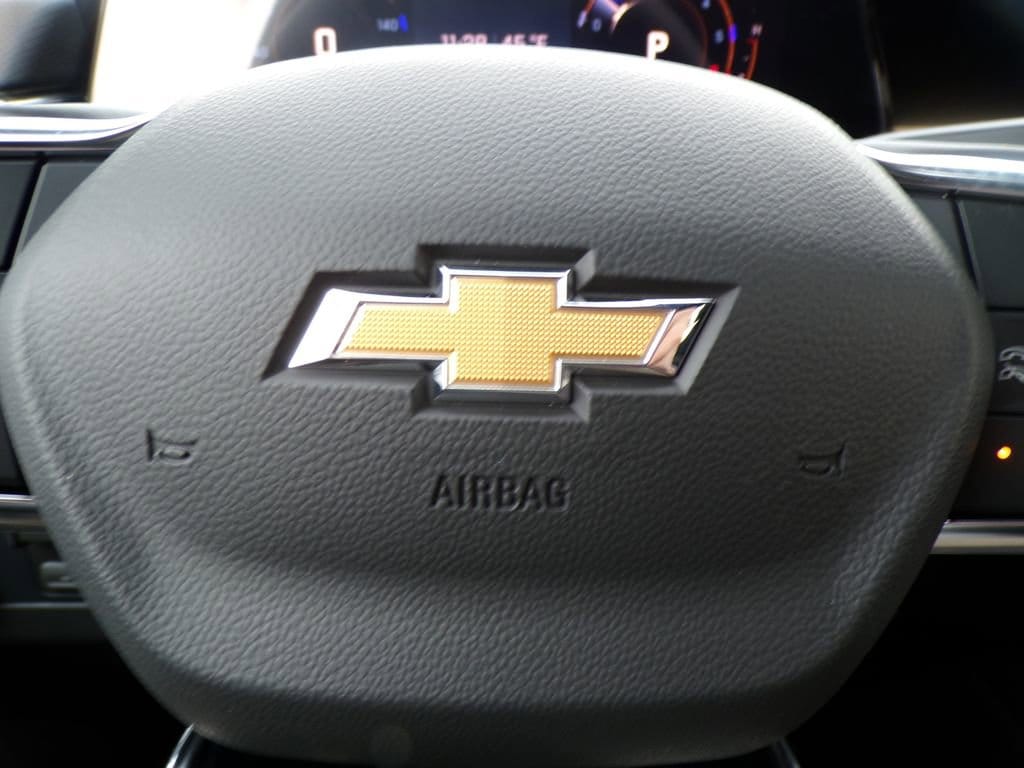 2026 Chevrolet Suburban Premier - Photo 24