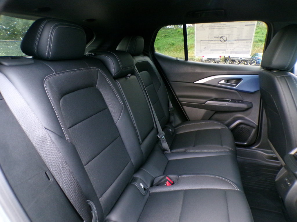 2026 Chevrolet Equinox EV 2LT - Photo 16