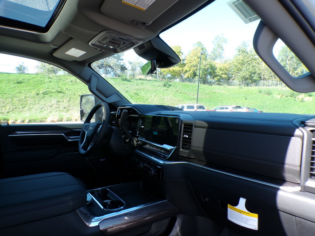 2026 Chevrolet Silverado 2500 HD LTZ - Photo 12
