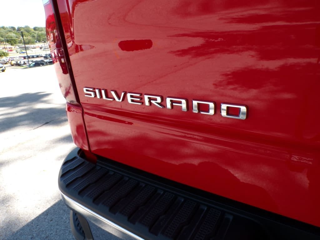 2026 Chevrolet Silverado 1500 LT - Photo 17