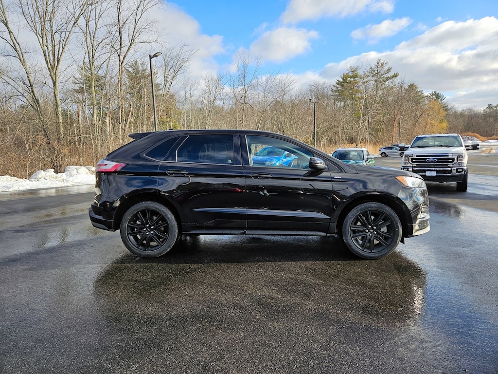 Certified 2024 Ford Edge SUV