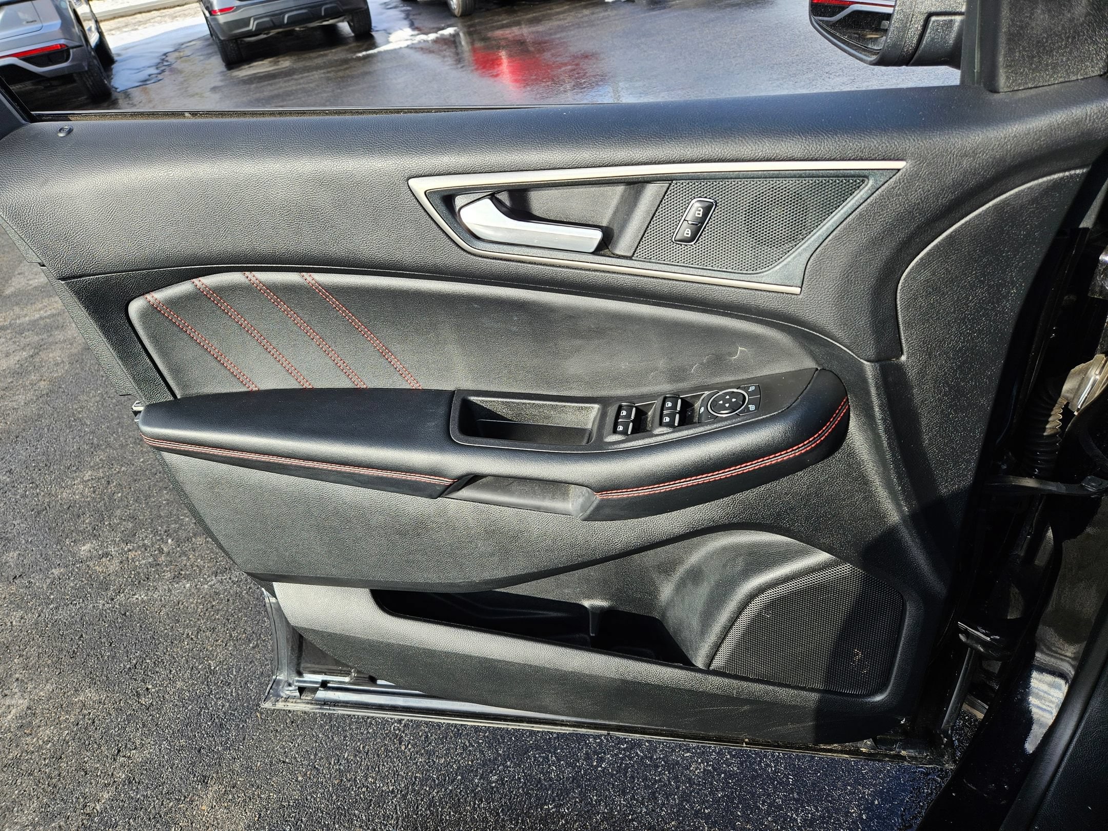 2024 Ford Edge ST-Line - Photo 6