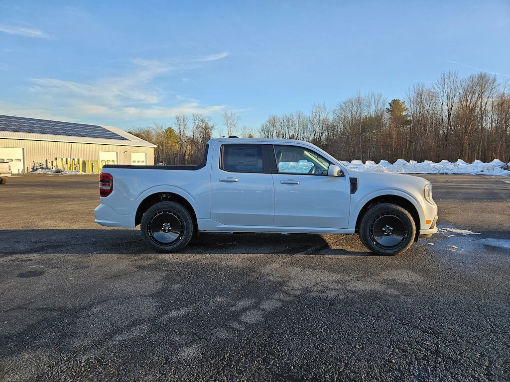 New 2026 Ford Maverick Lobo Standard TRUCK