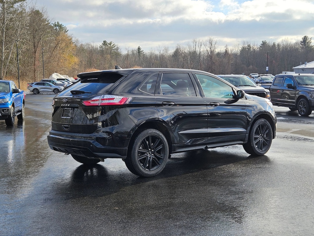 Certified 2024 Ford Edge SUV