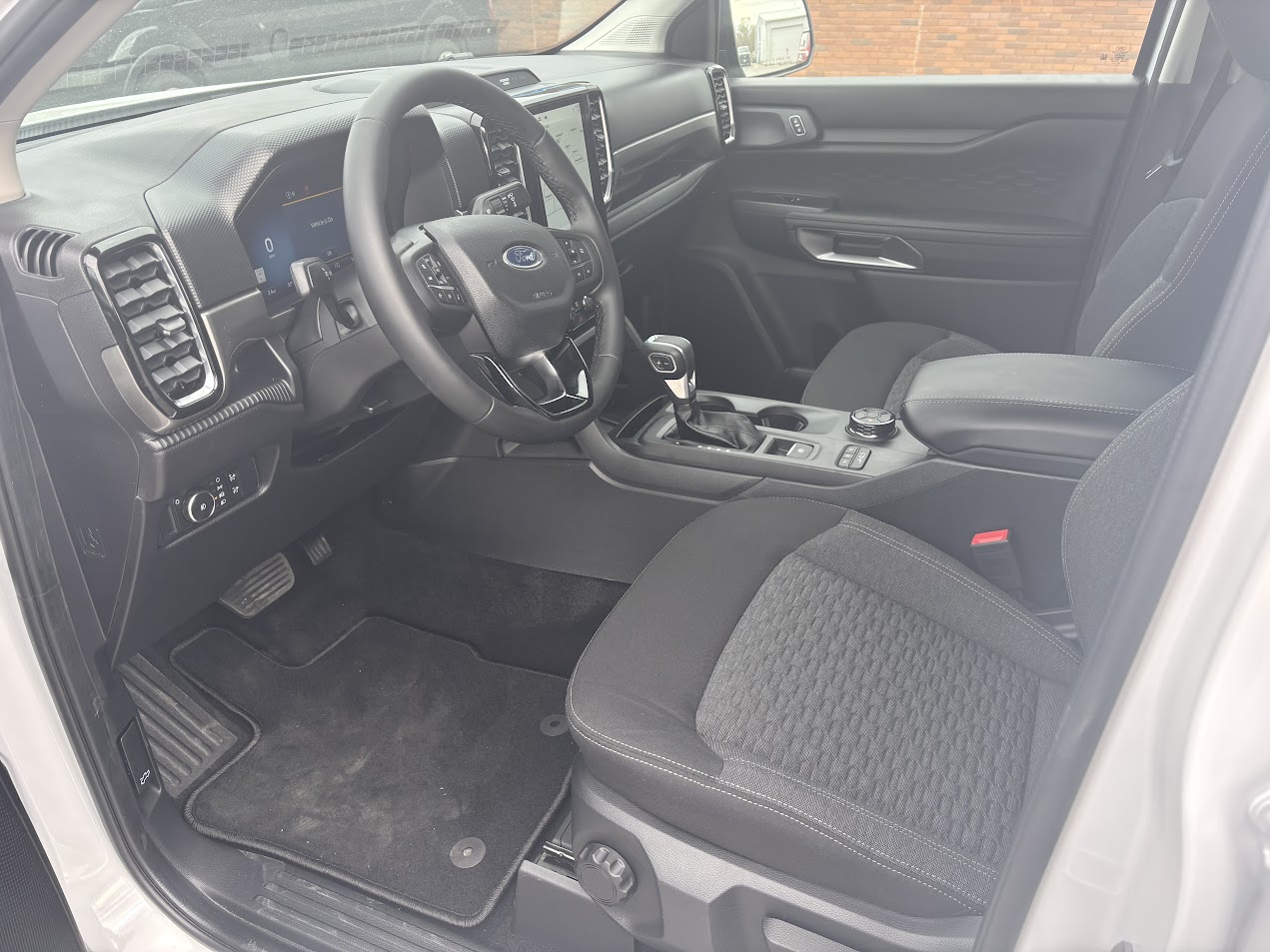 2025 Ford Ranger XLT - Photo 9