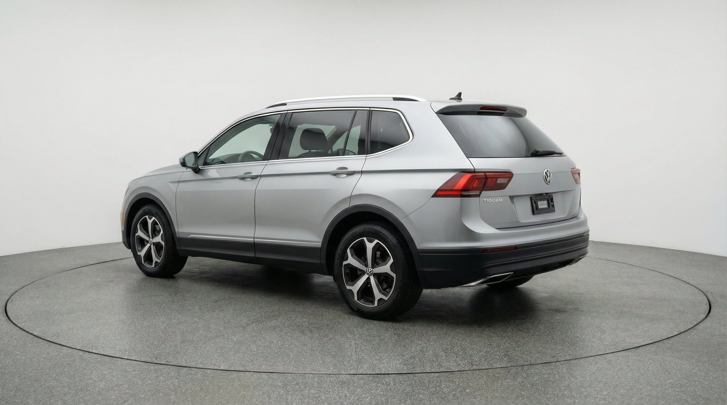 Thumbnail: 2026 Volkswagen Tiguan - 6