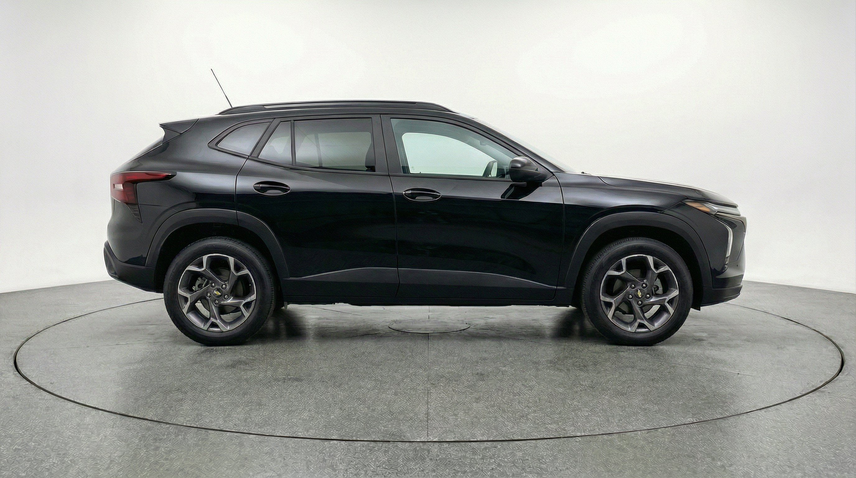 Thumbnail: 2025 Chevrolet Trax - 10