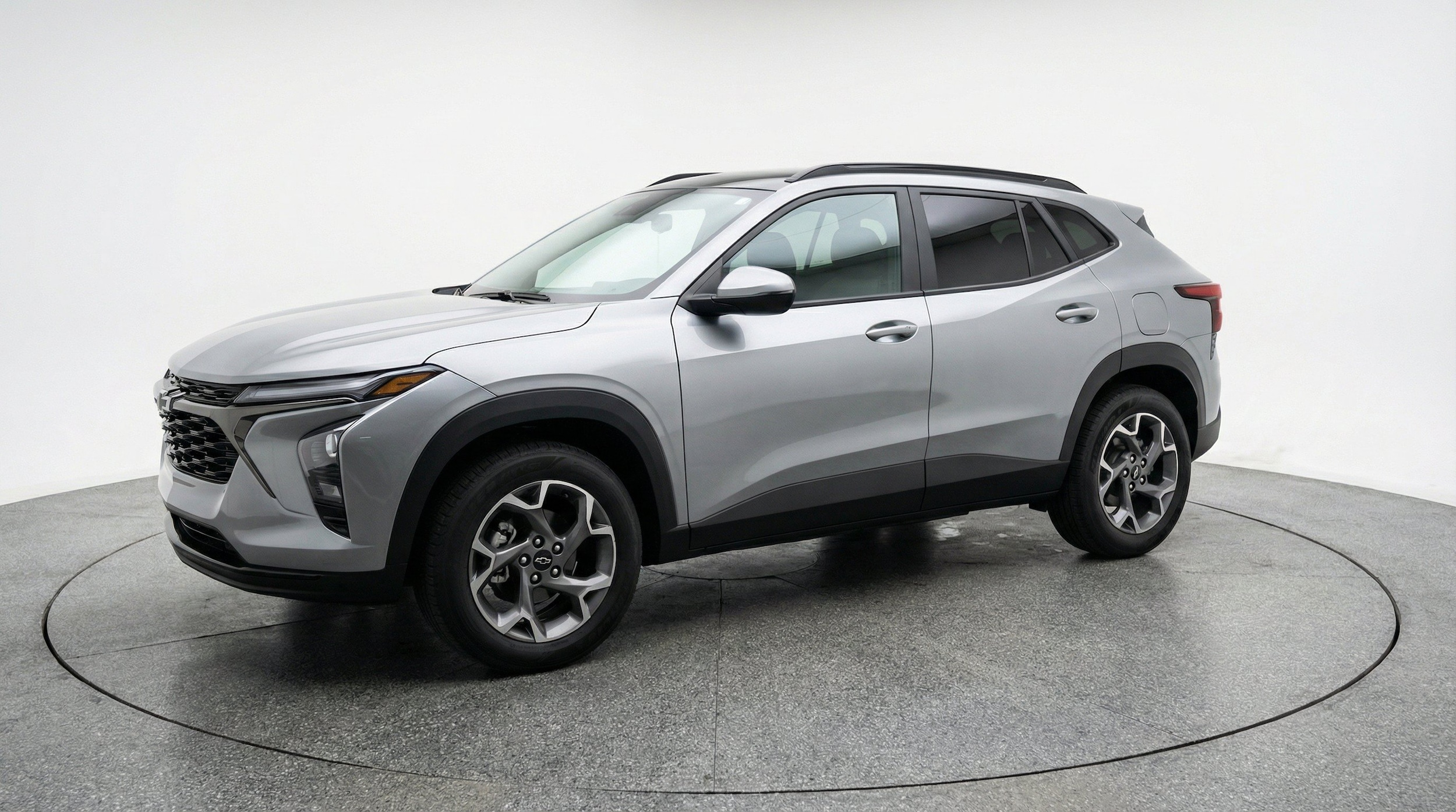Thumbnail: 2025 Chevrolet Trax - 3