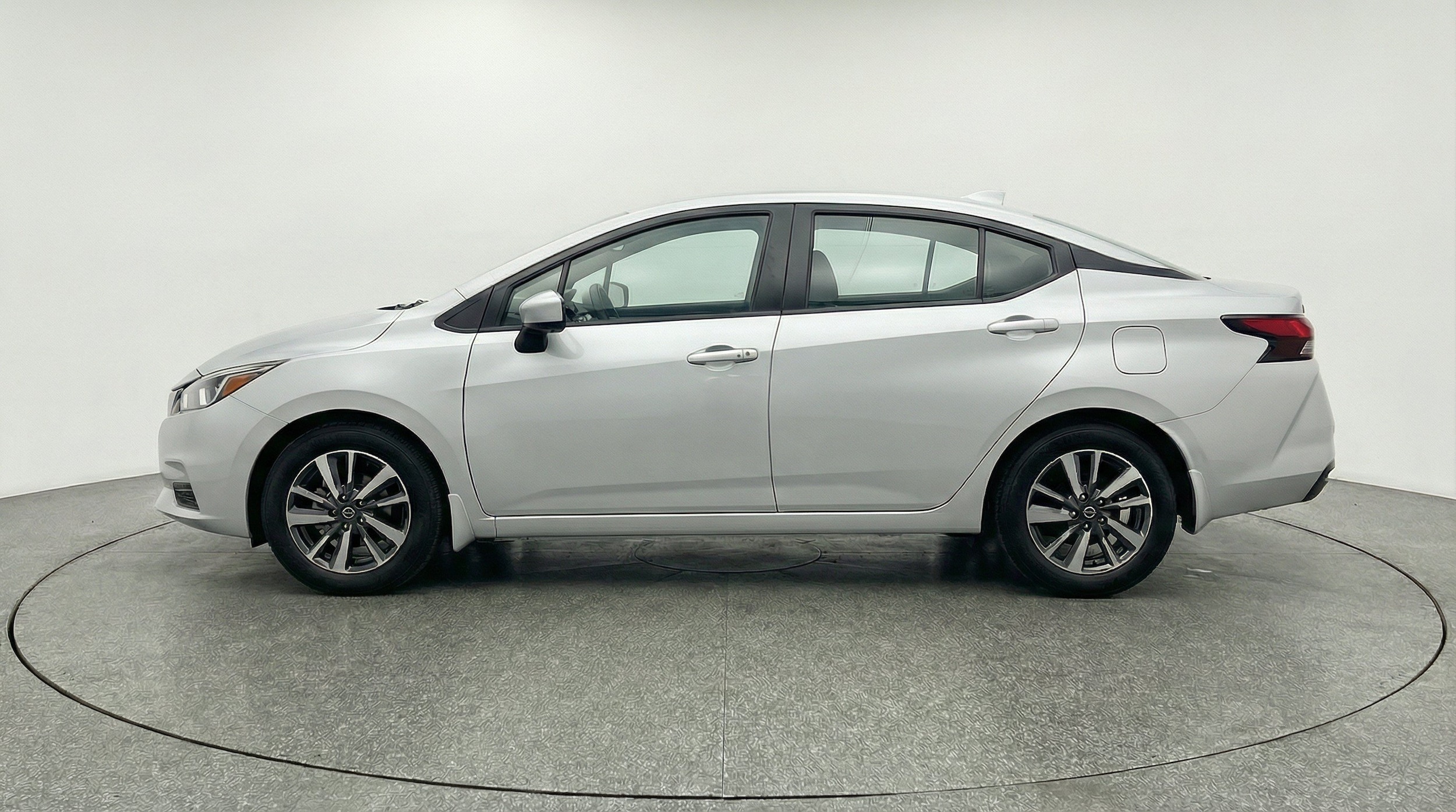 Thumbnail: 2025 Nissan Versa - 5
