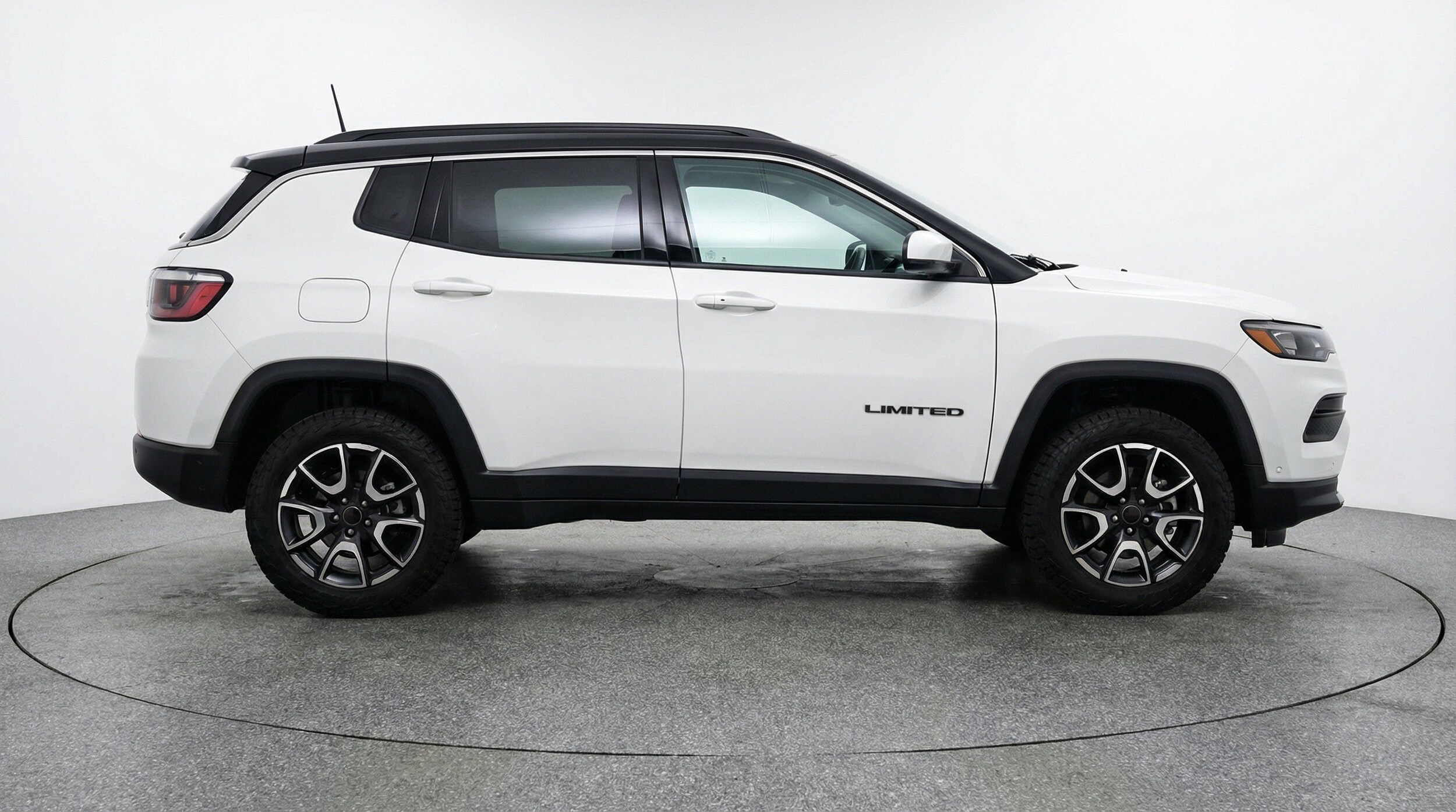 Thumbnail: 2025 Jeep Compass - 10