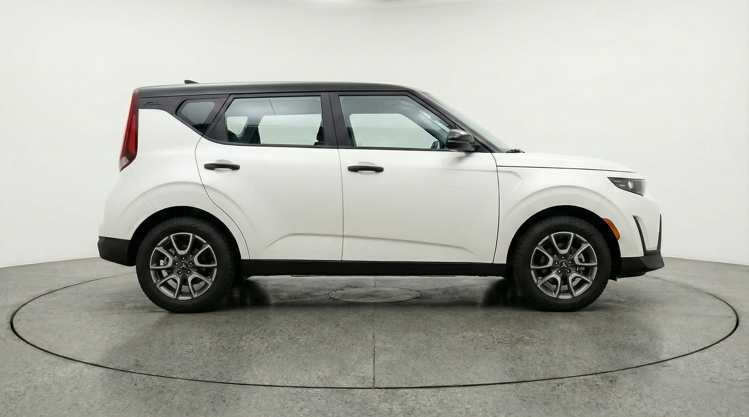 Thumbnail: 2025 Kia Soul - 10
