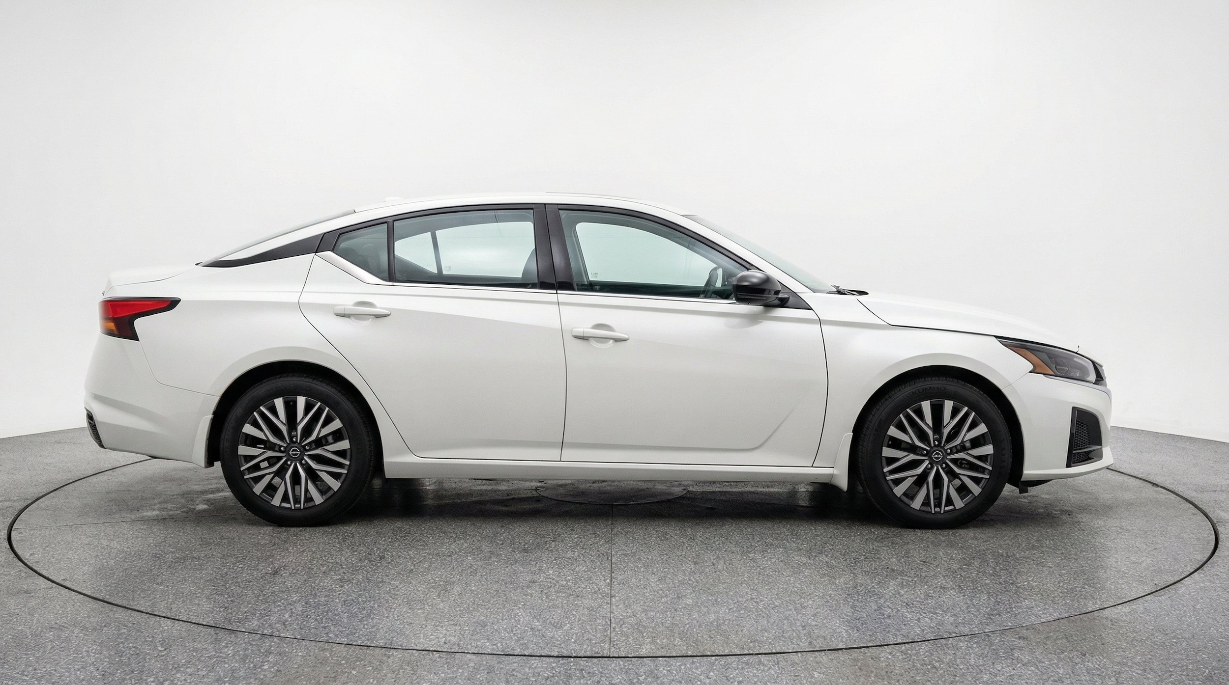 Thumbnail: 2026 Nissan Altima - 10