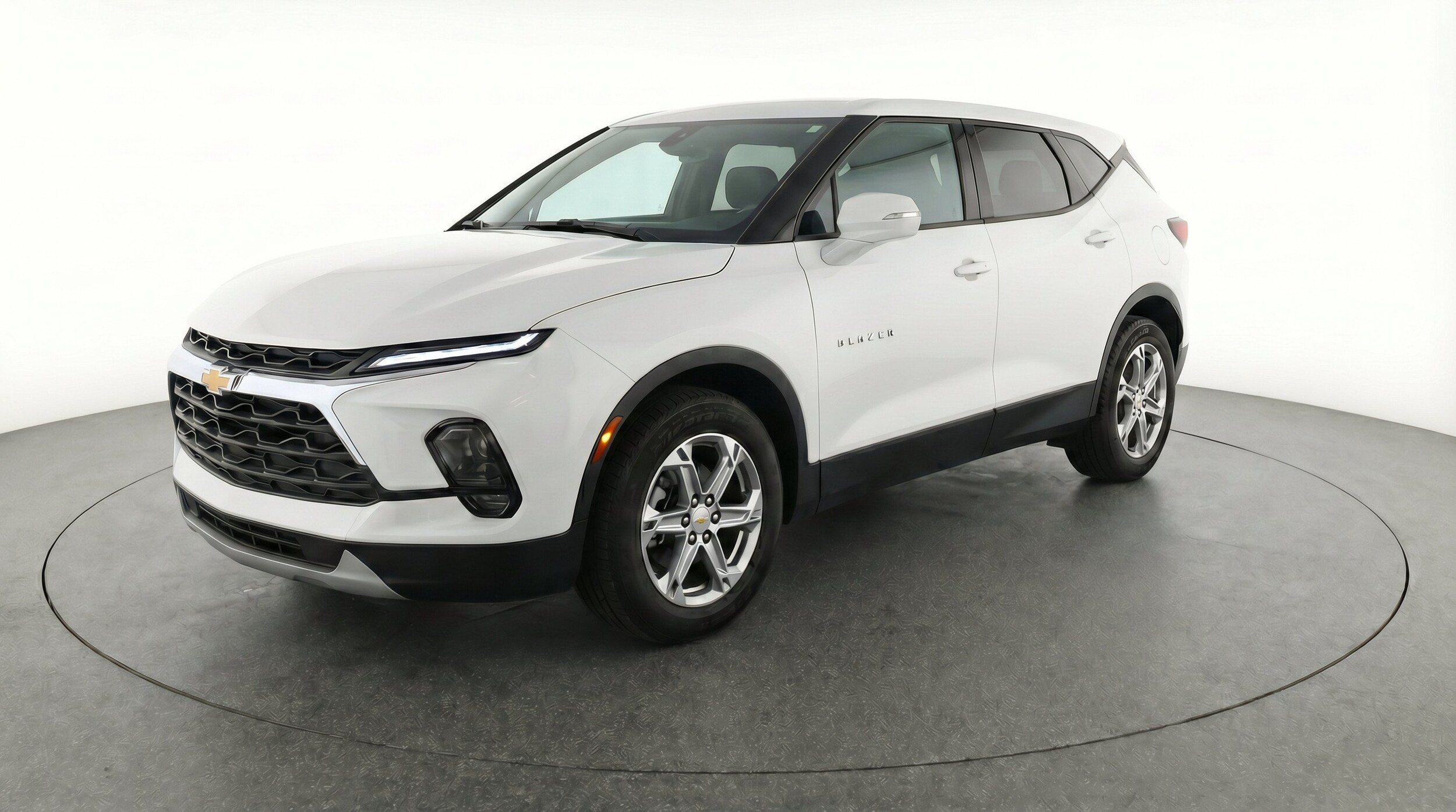 Thumbnail: 2025 Chevrolet Blazer - 3