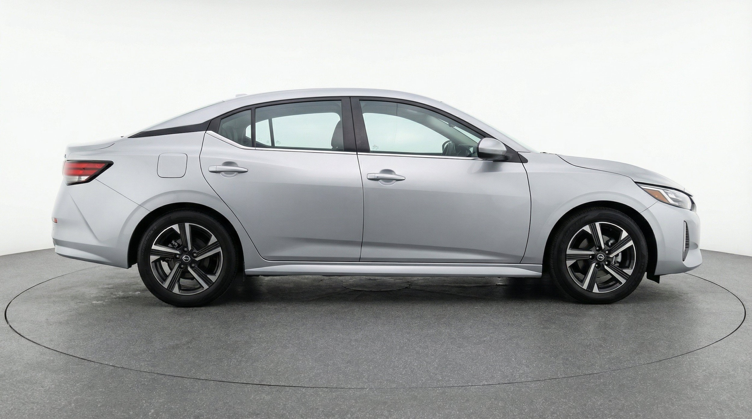 Thumbnail: 2025 Nissan Sentra - 10